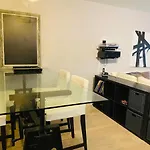 Downtown Heritage Condo With Parking