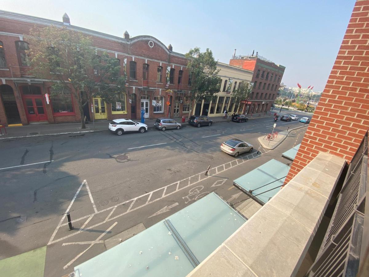 Downtown Heritage With Parking Victoria